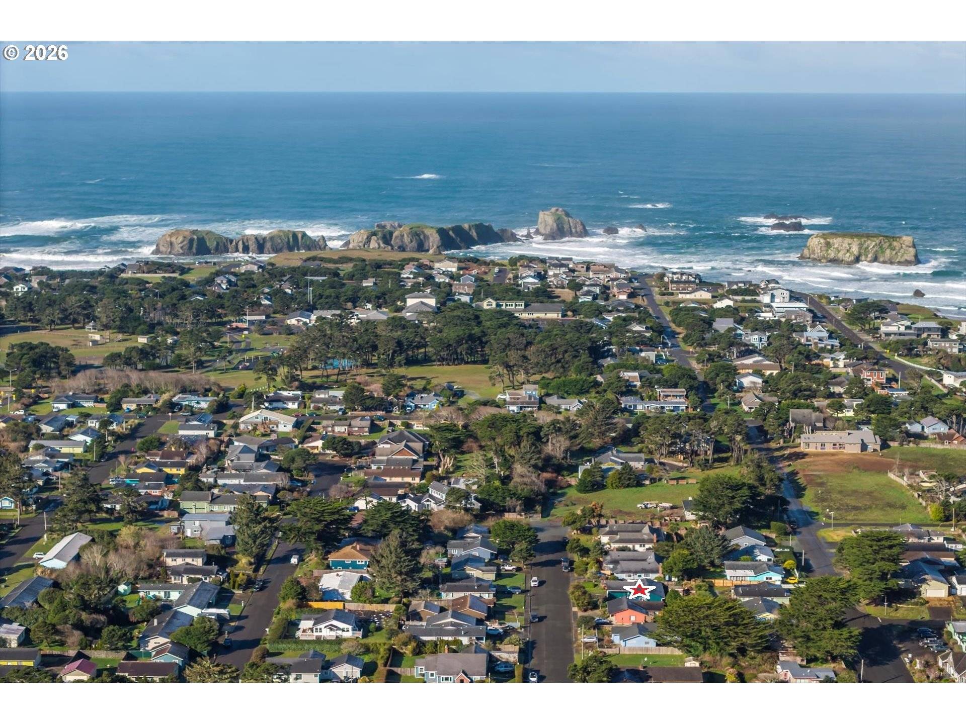 710 8TH CT SW, Bandon, OR 97411