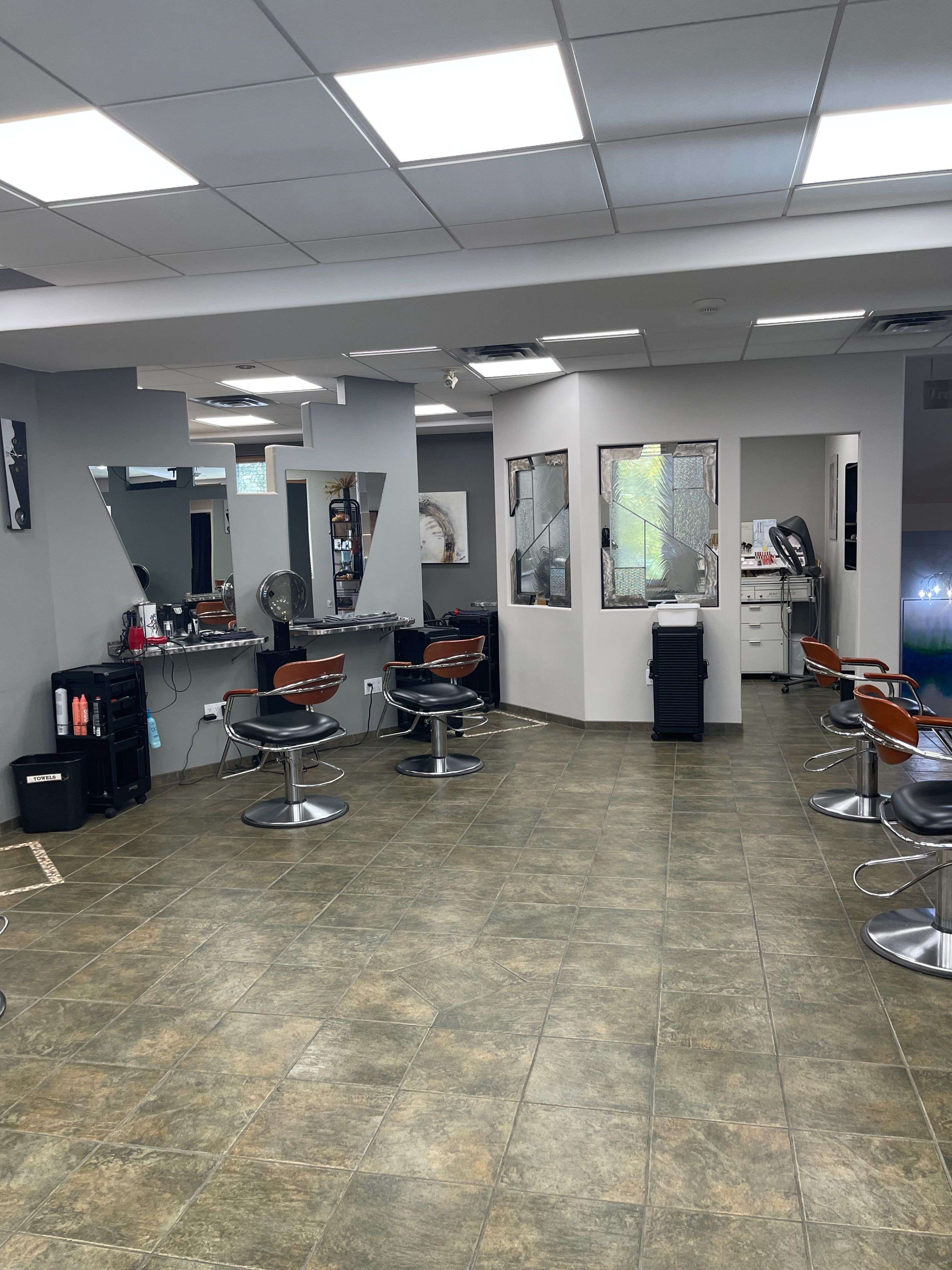 63 Charles ST E, Ingersoll, ON N5C 1J5