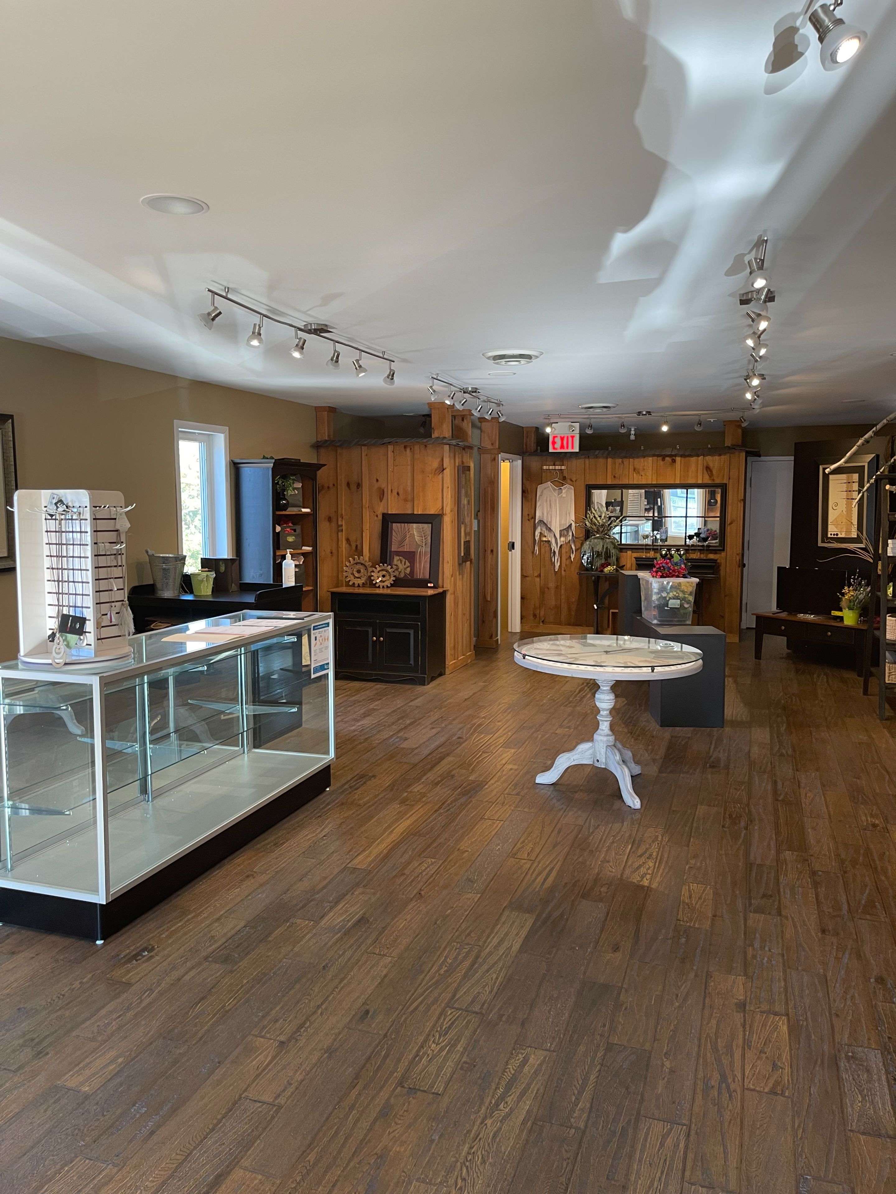 63 Charles ST E, Ingersoll, ON N5C 1J5