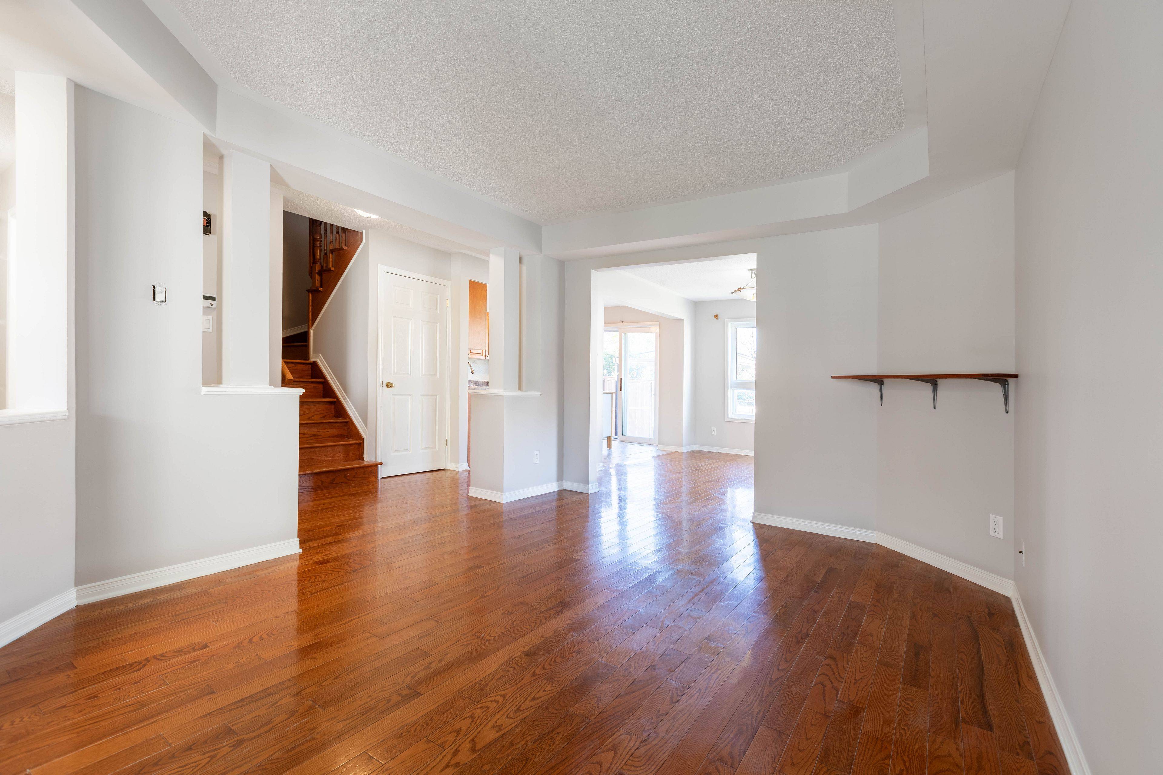 47 Steel ST, Beacon Hill North - South And Area, ON K1J 8V4