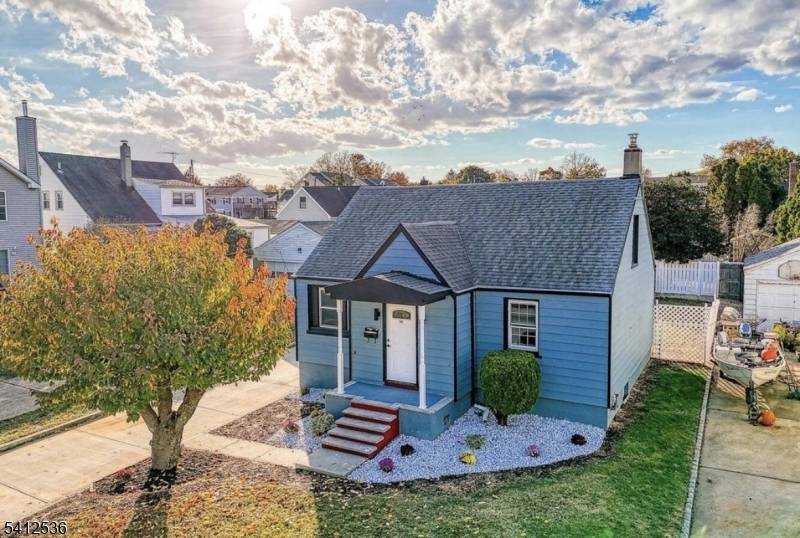 685 Edgewood Pl, North Brunswick Twp., NJ 08902