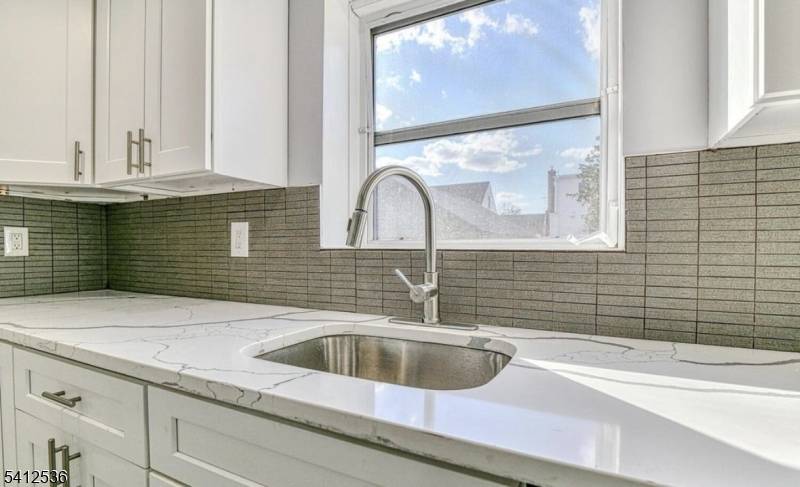 685 Edgewood Pl, North Brunswick Twp., NJ 08902