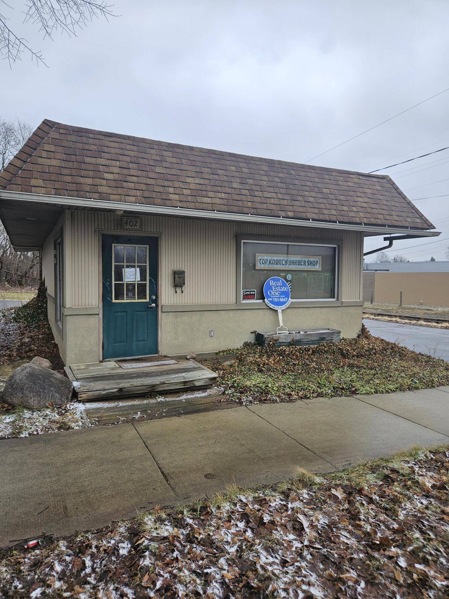 402 N Superior ST, Albion City, MI 49224