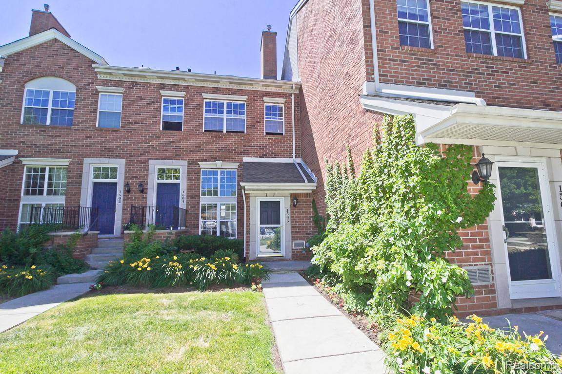 1566 MARYLAND CLUB DR, Royal Oak, MI 48067