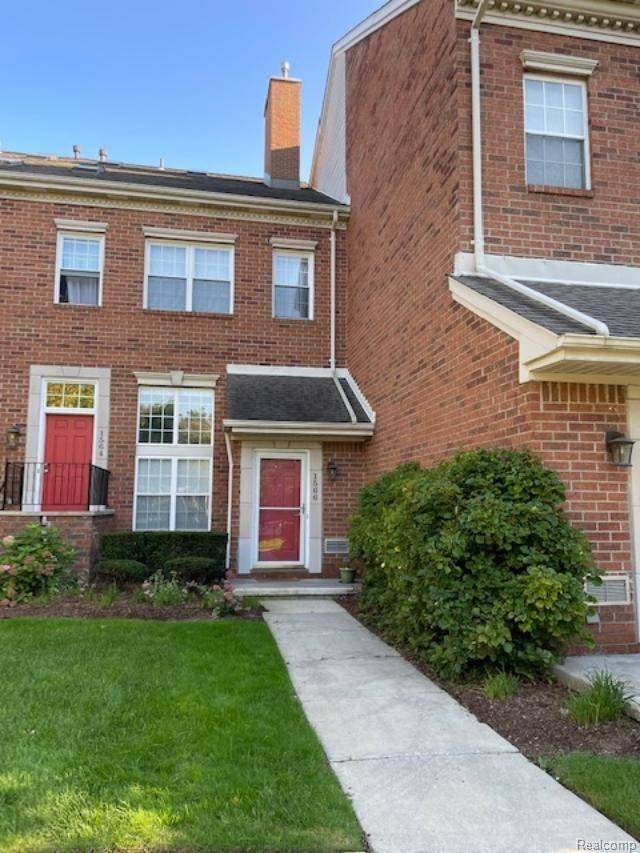 1566 MARYLAND CLUB DR, Royal Oak, MI 48067