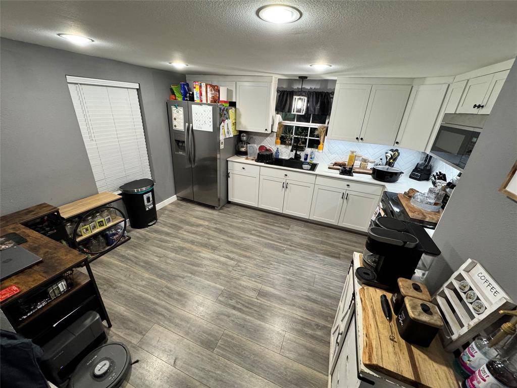 109 W Morning Dove Drive, Azle, TX 76020