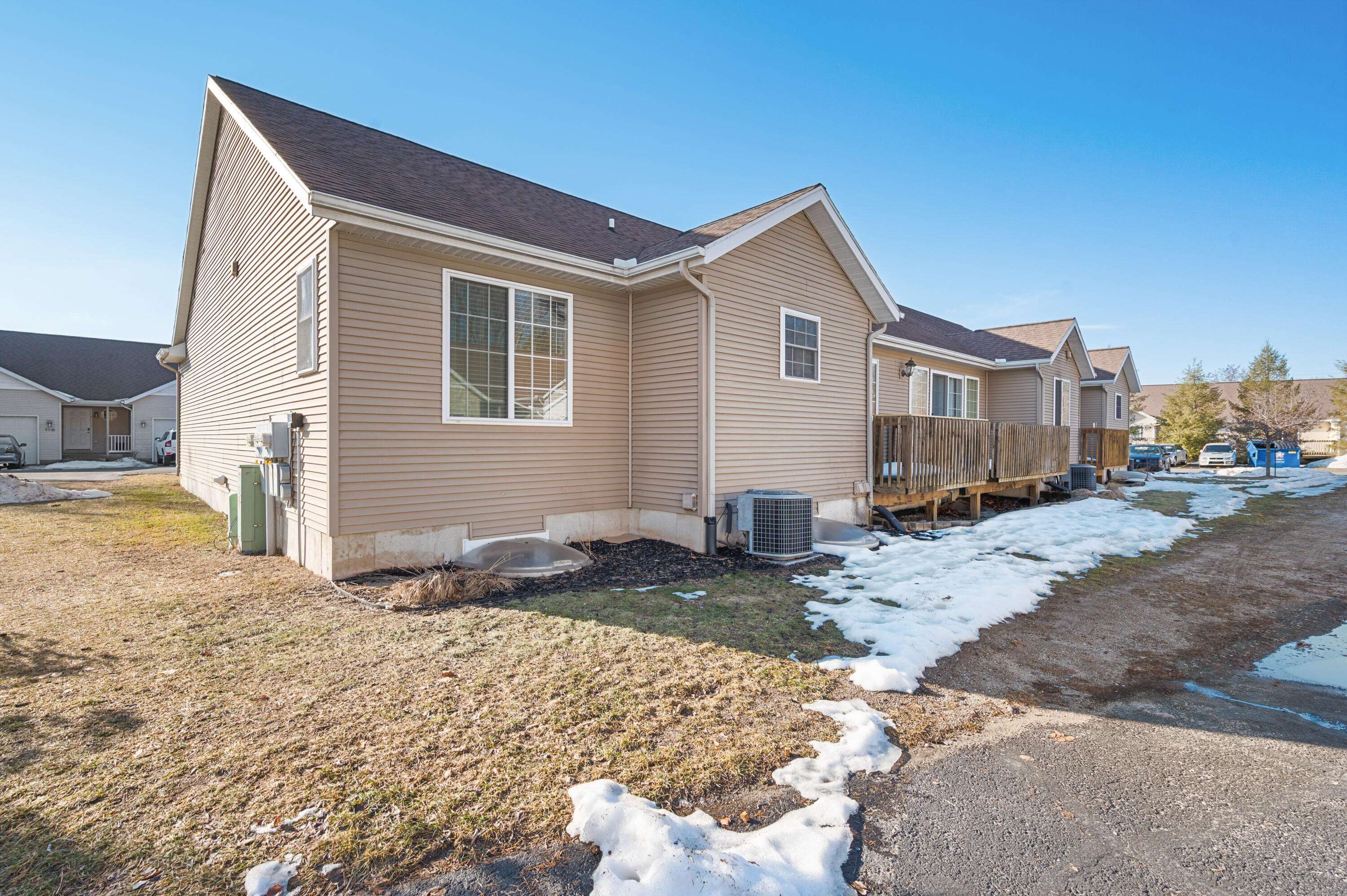 718 Tioga Park DR, Big Rapids, MI 49307