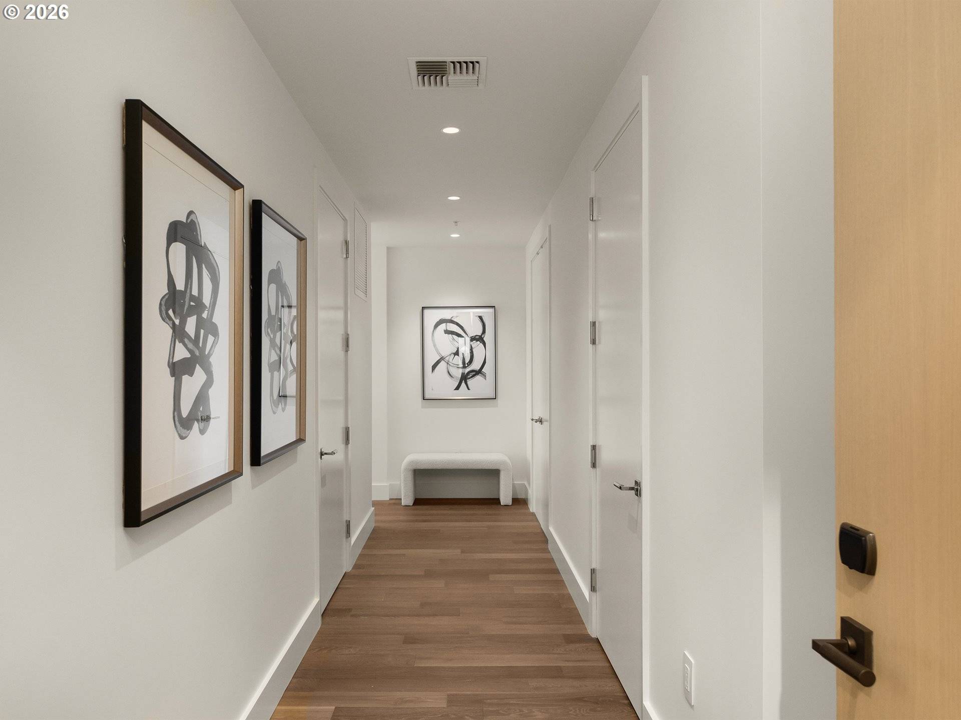 550 SW 10TH AVE #2610, Portland, OR 97205