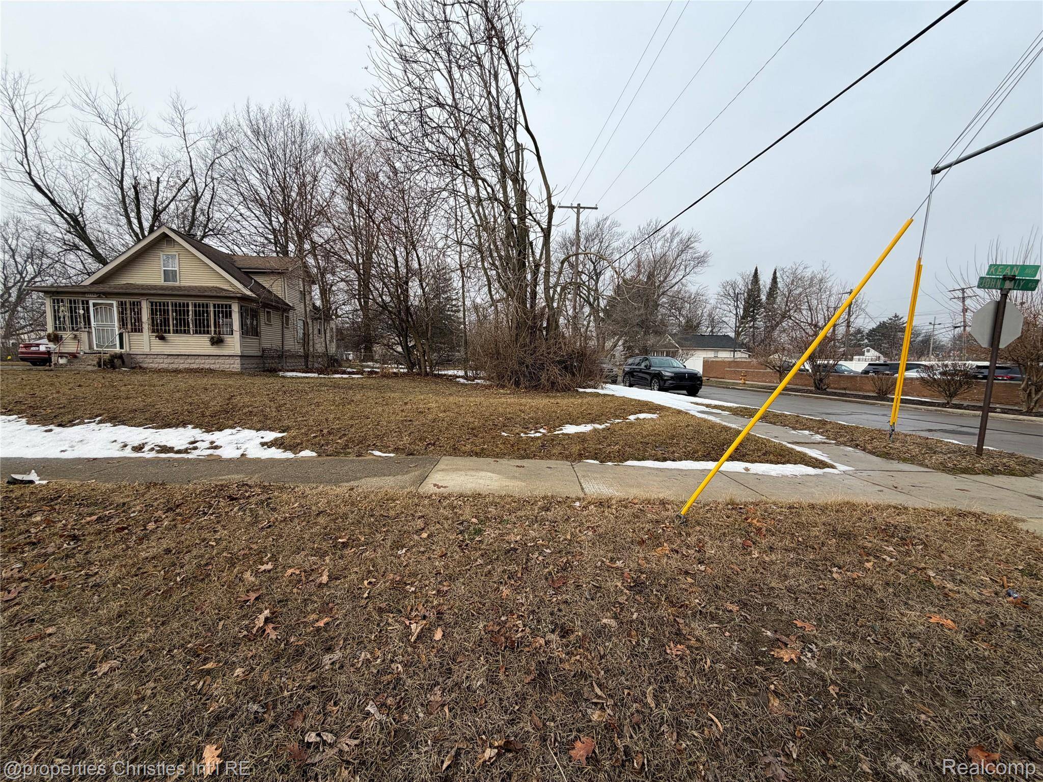 0 John Daly, Inkster, MI 48141