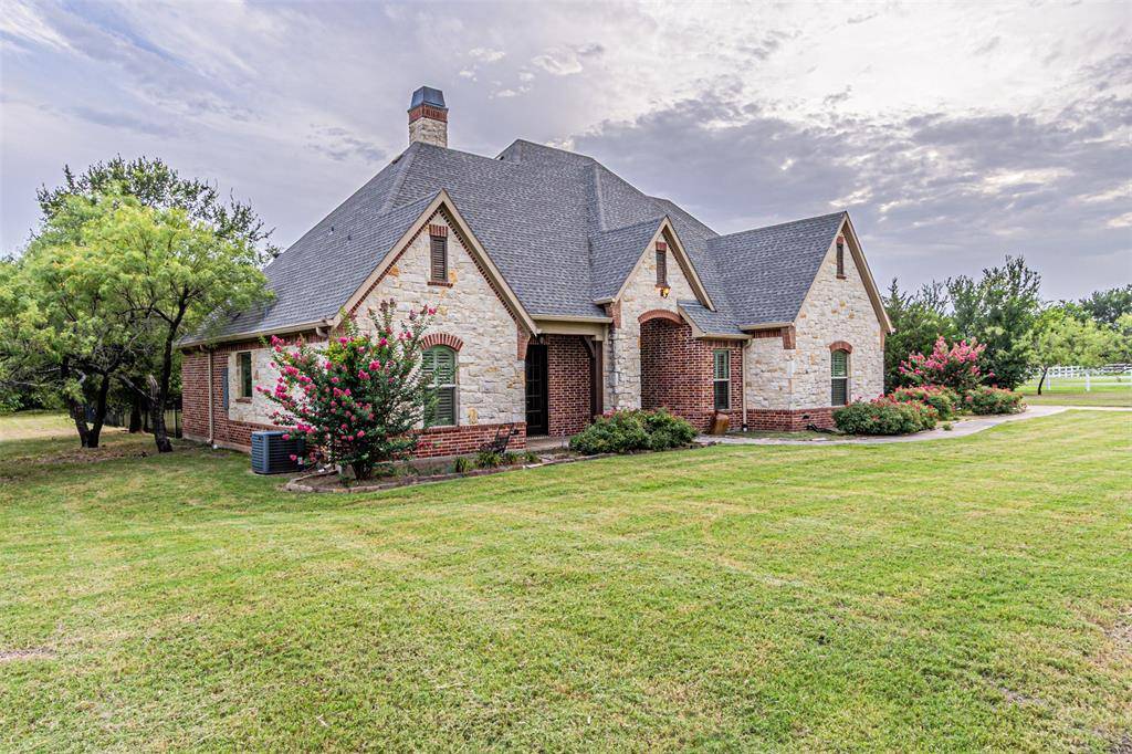 300 Horseshoe Bend, Royse City, TX 75189