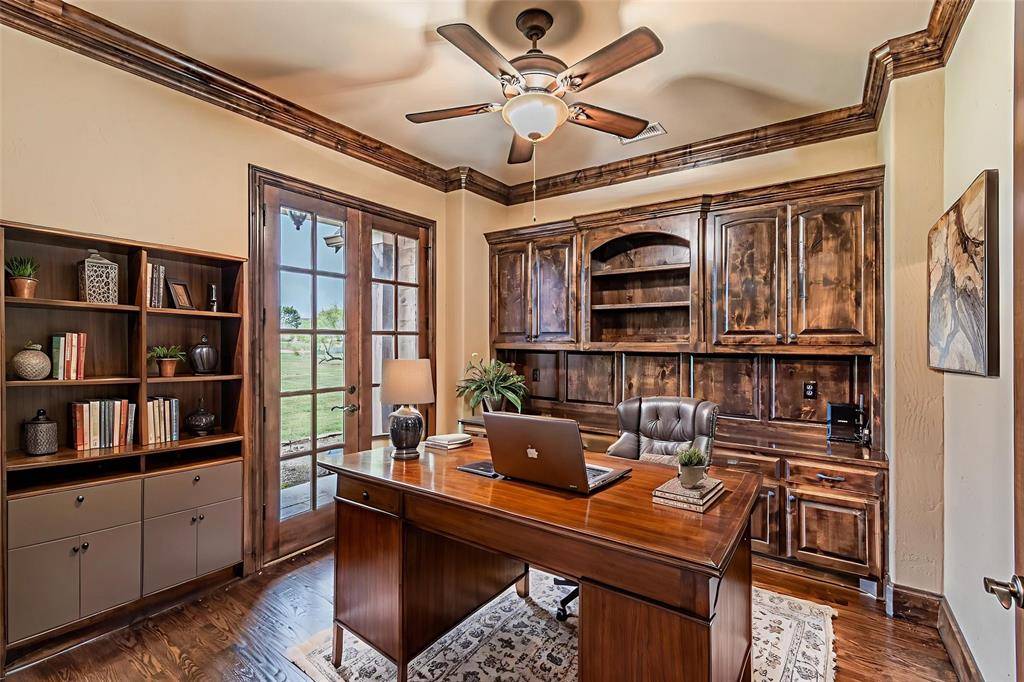 300 Horseshoe Bend, Royse City, TX 75189