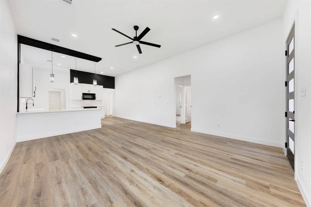 1269 Bonham Street, Paris, TX 75460