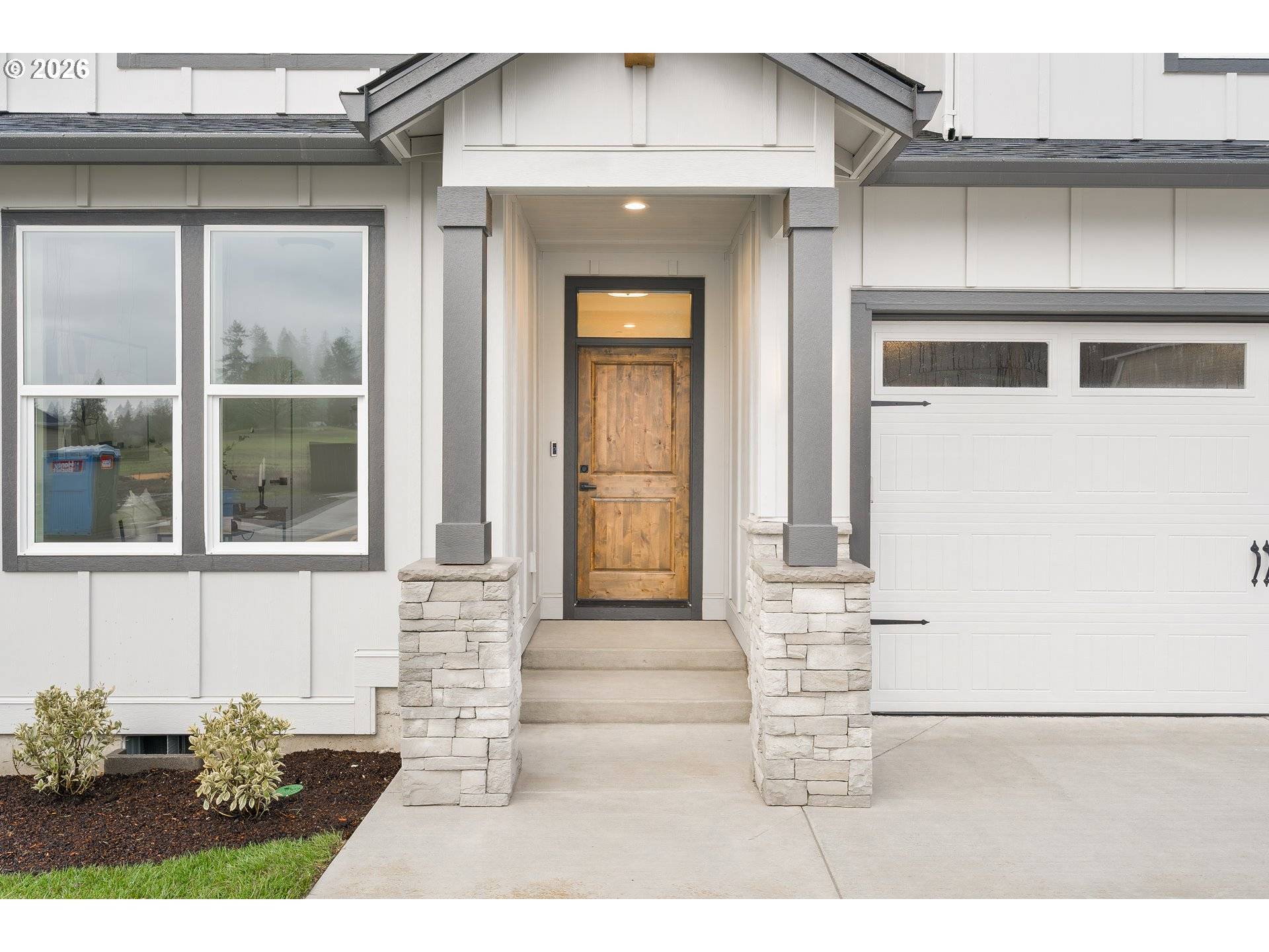 220 E 24TH AVE, La Center, WA 98629