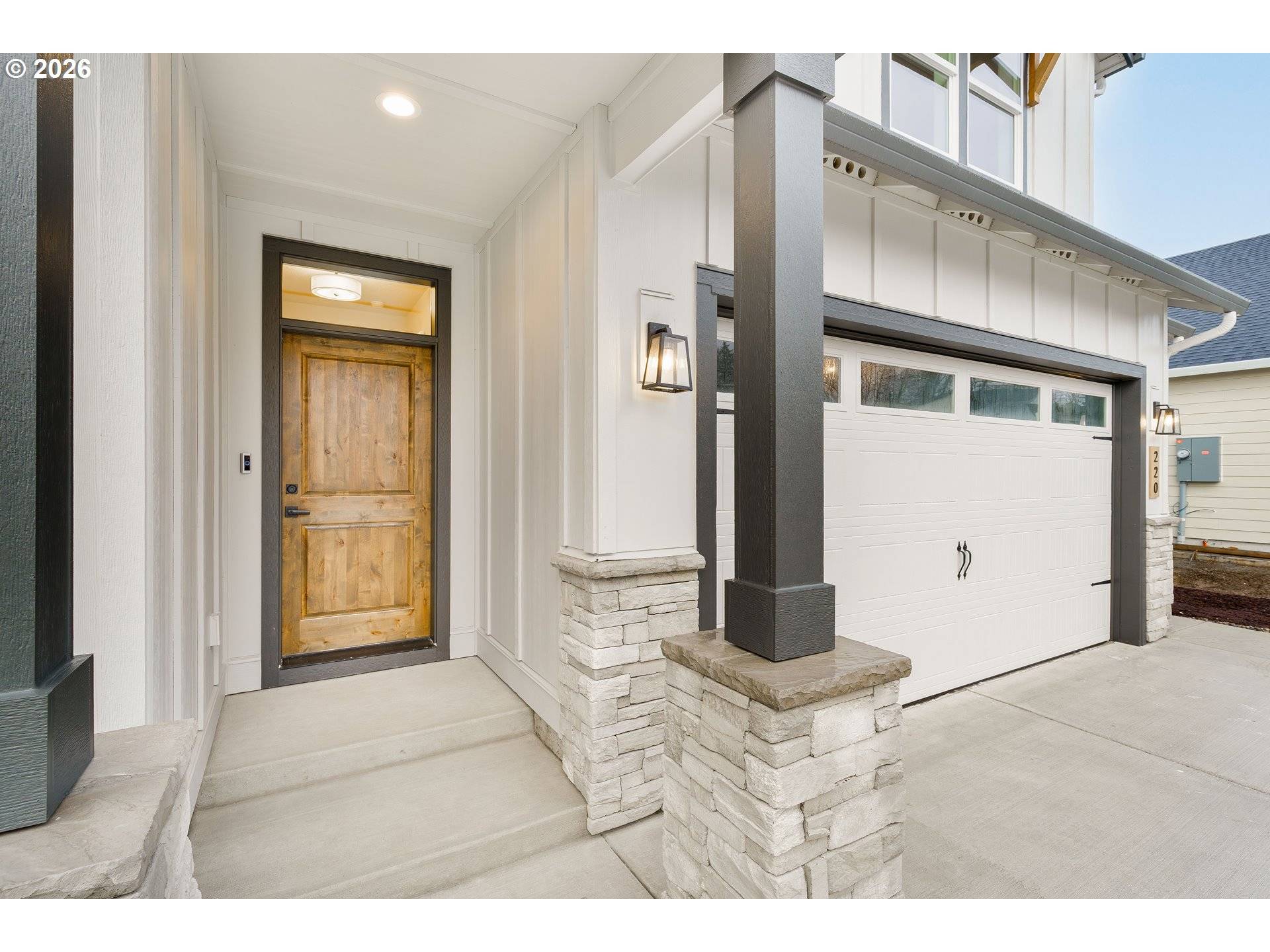 220 E 24TH AVE, La Center, WA 98629