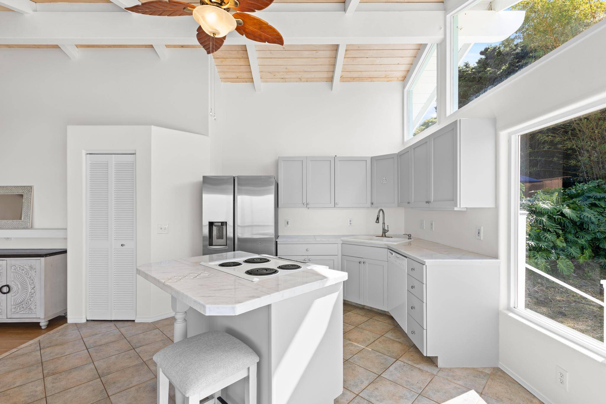 75-1024 KEOPU MAUKA DR, Holualoa, HI 96725