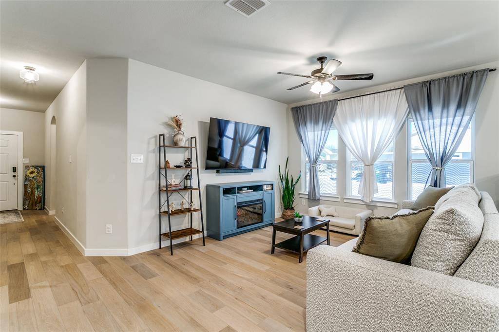 2208 Chebi Lane, Denton, TX 76209