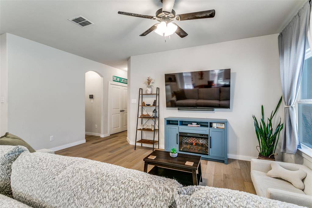 2208 Chebi Lane, Denton, TX 76209