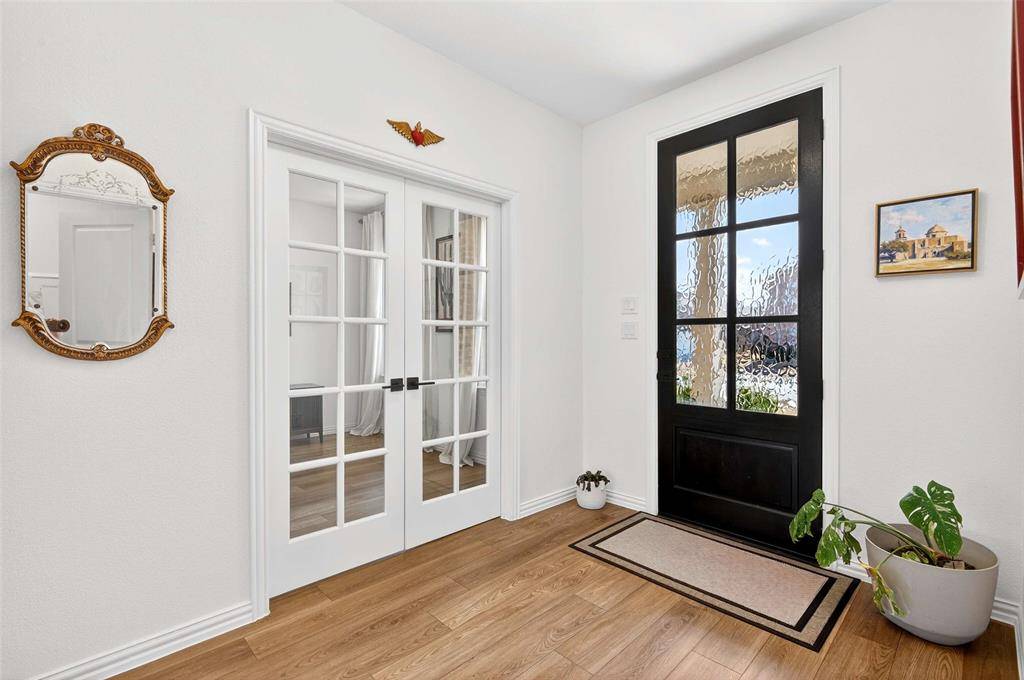 1624 Whitworth Drive, Fort Worth, TX 76052