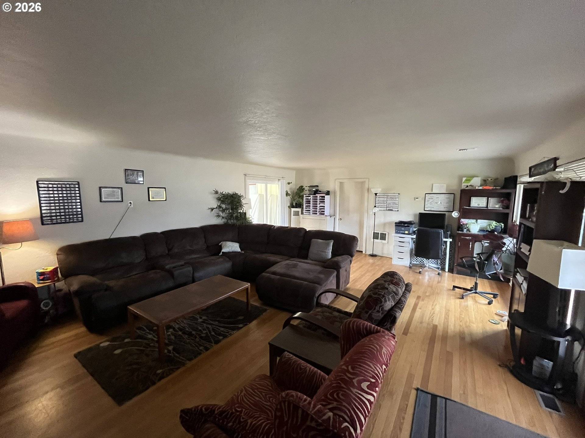 1010 HORN LN, Eugene, OR 97404