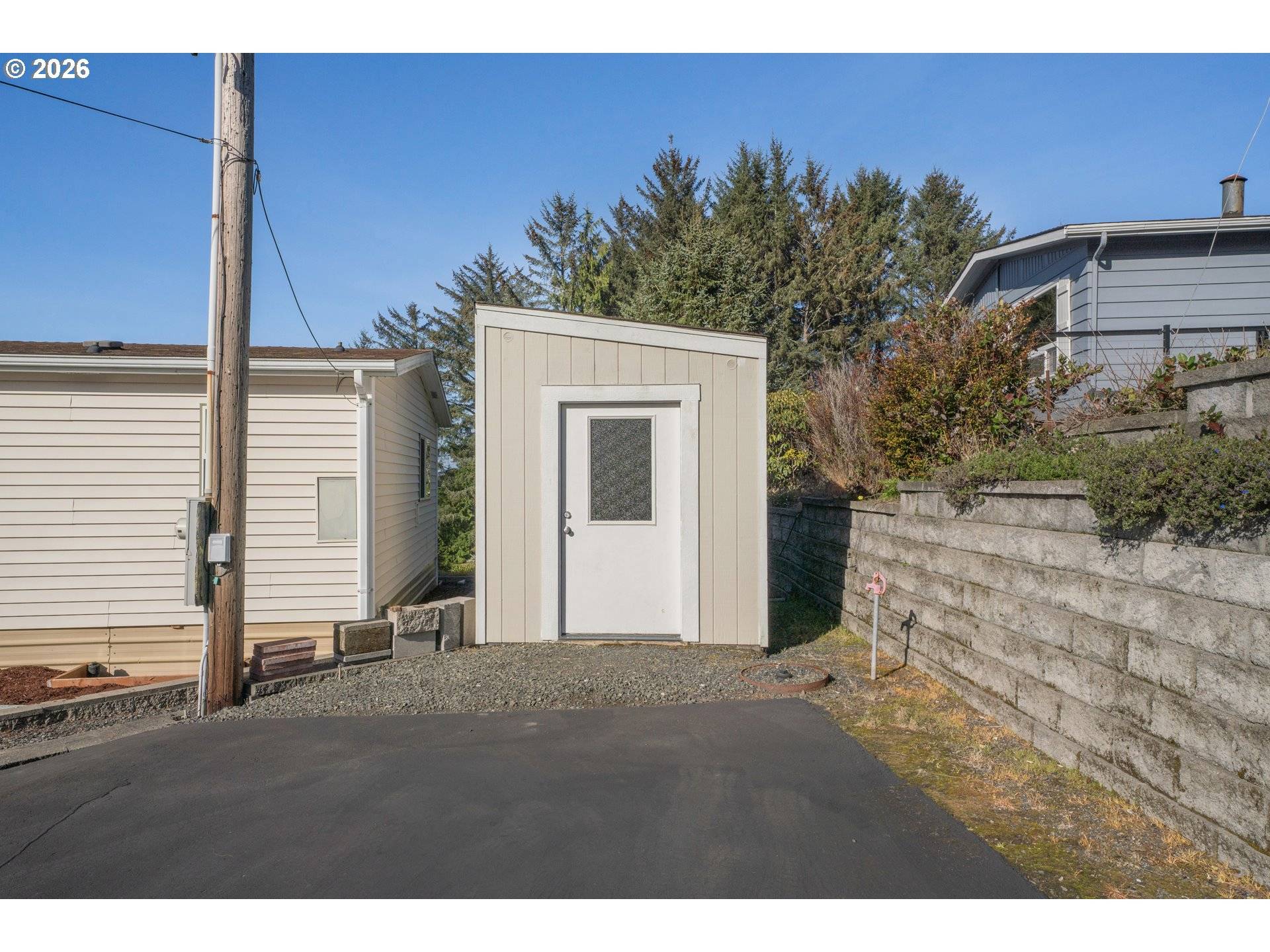 170 GLEN DEE LN, Winchester Bay, OR 97467