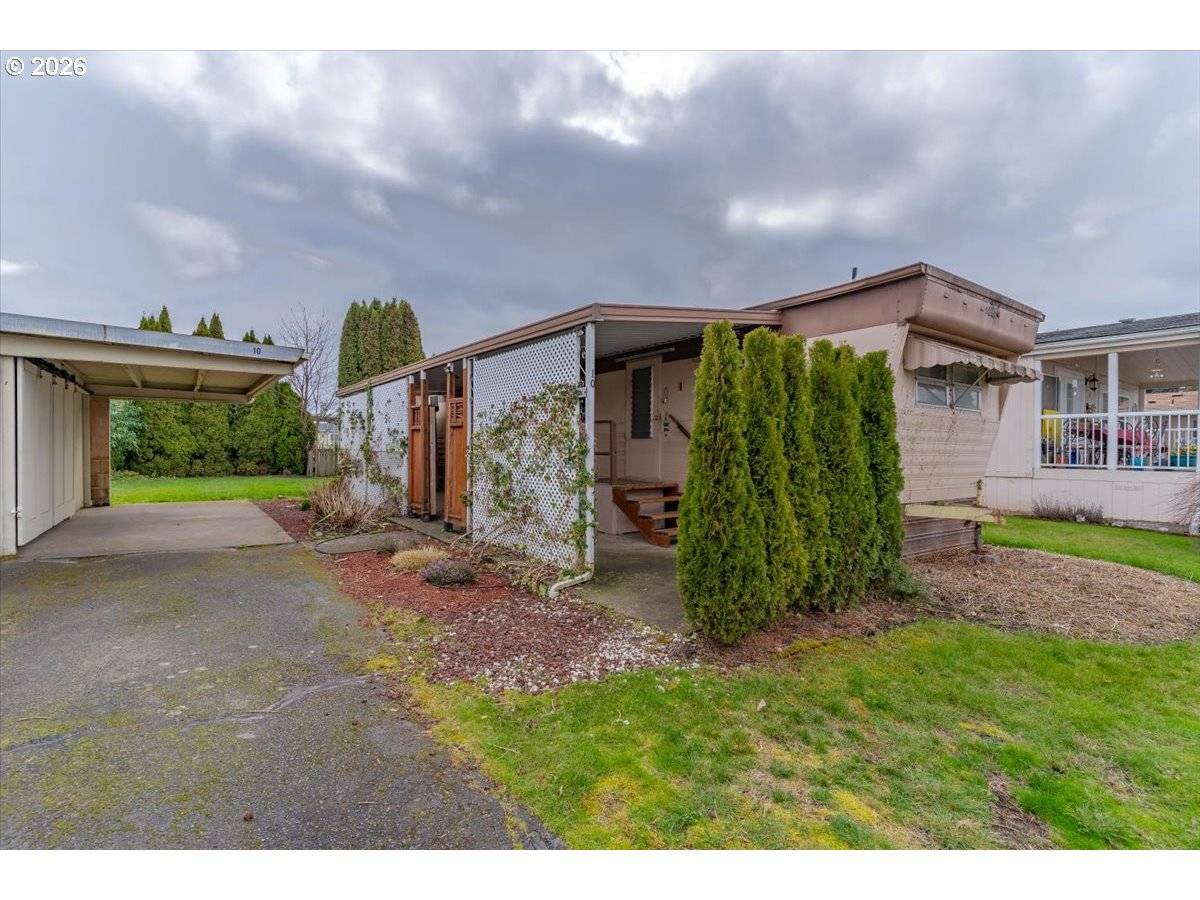 5422 PORTLAND RD NE #10, Salem, OR 97305