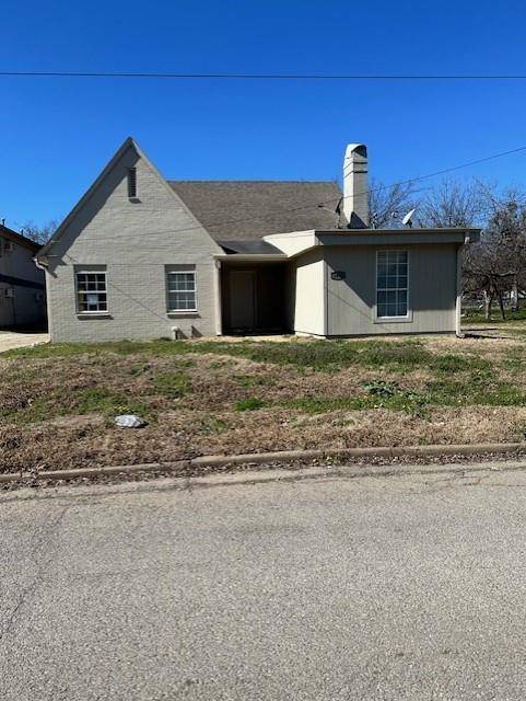 1613 Campbell Street #A, Commerce, TX 75428