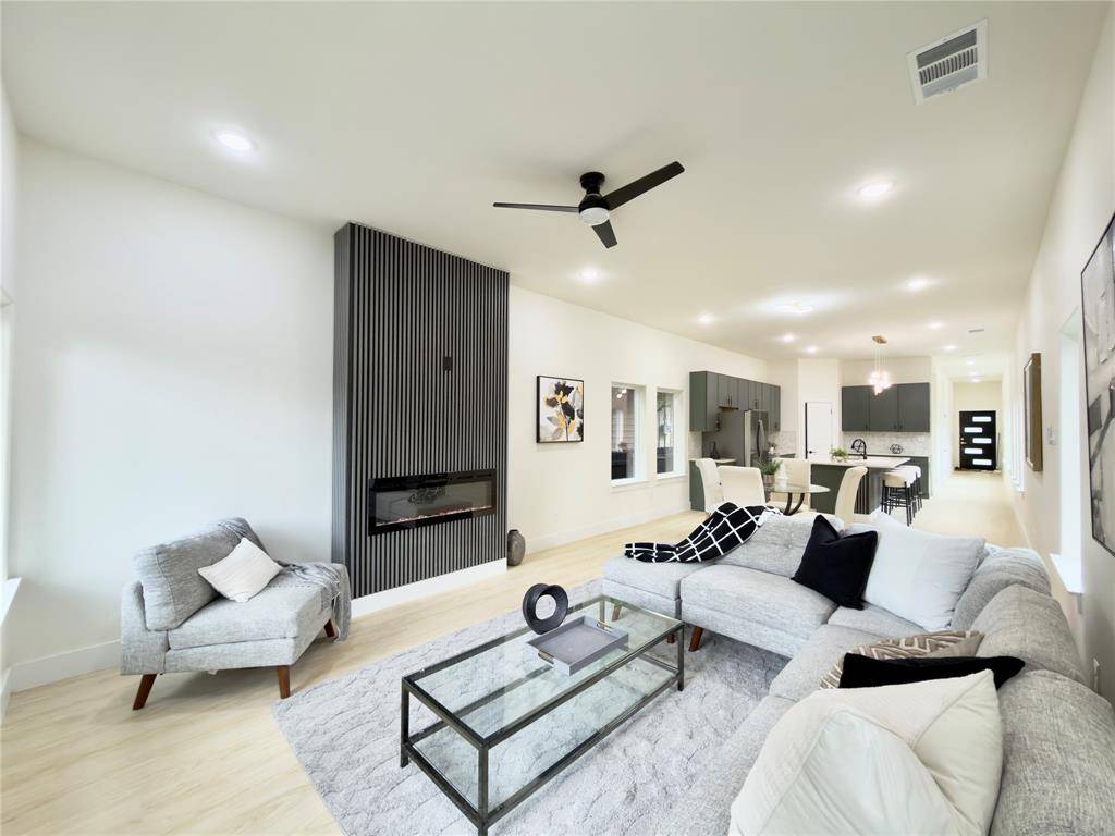 3119 Parvia Avenue, Dallas, TX 75212