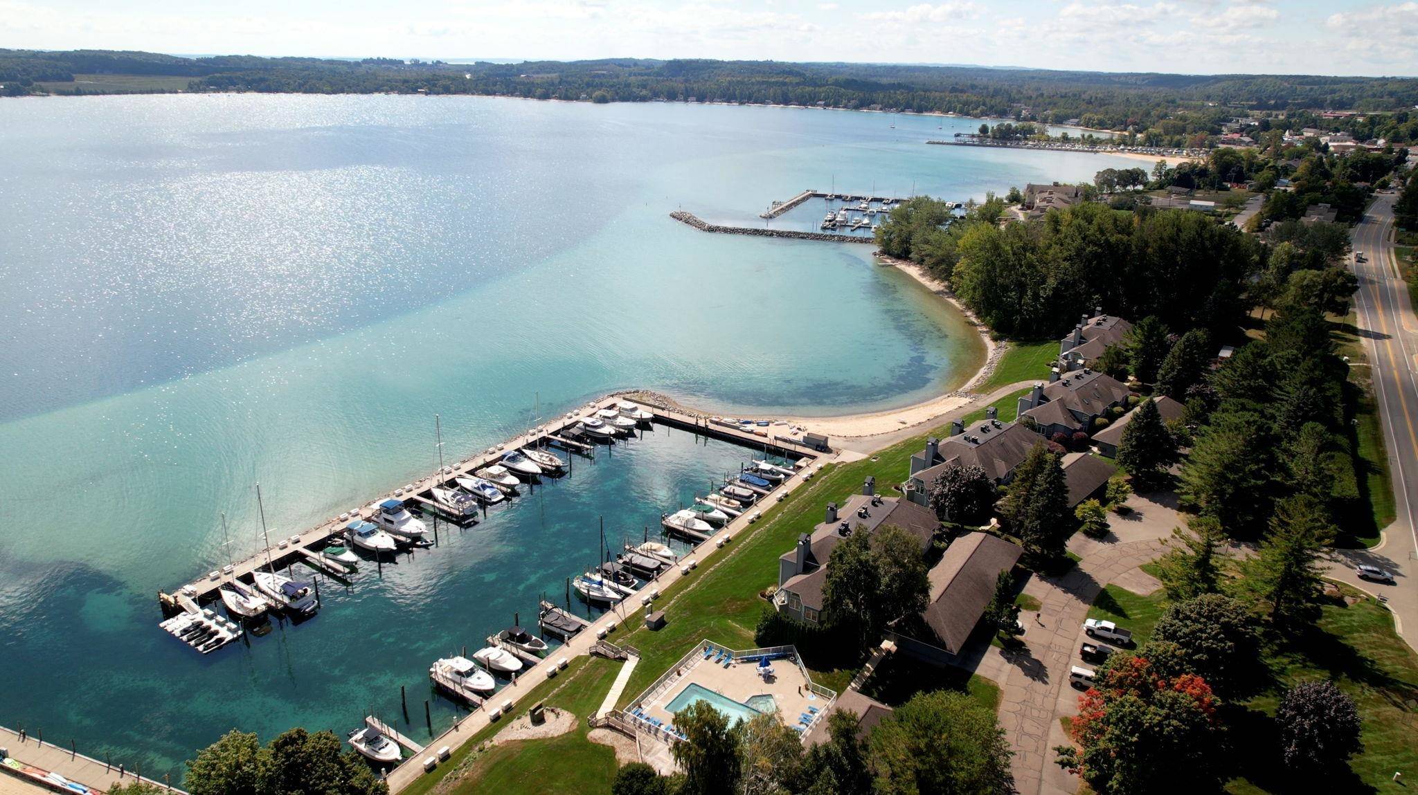 752 N Waypoint CIR, Suttons Bay Twp, MI 49682