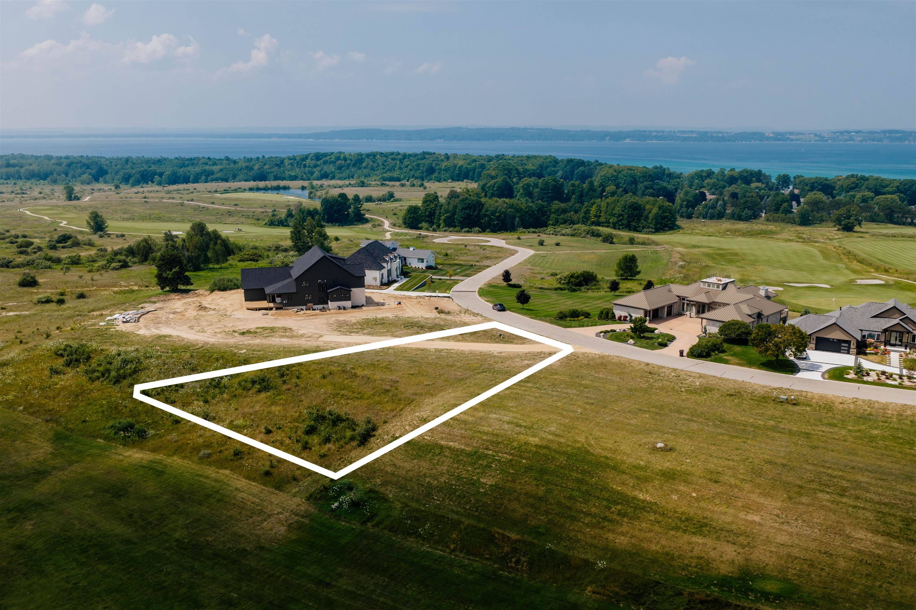 4170 Dornoch CT, Acme Twp, MI 49690