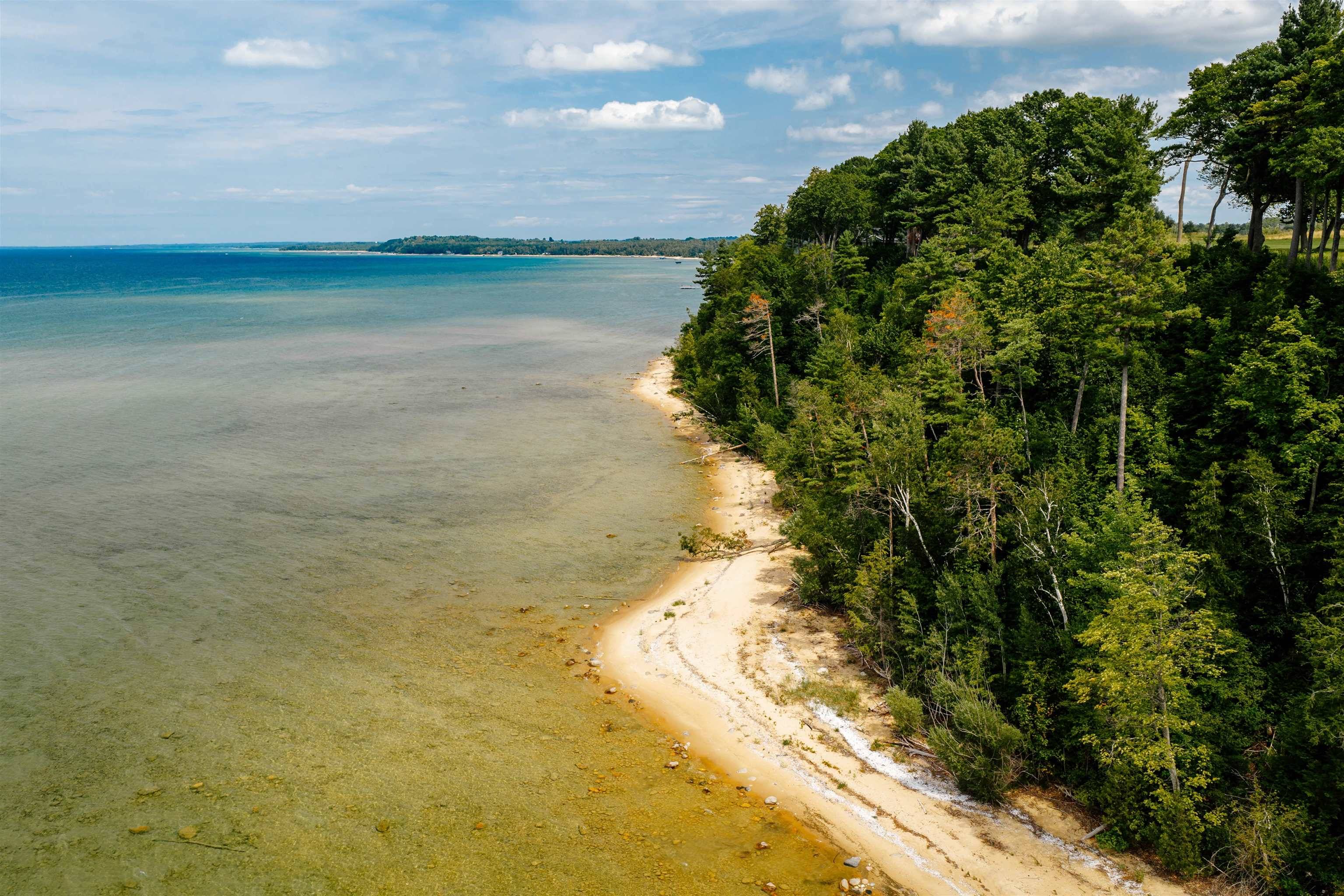 4170 Dornoch CT, Acme Twp, MI 49690