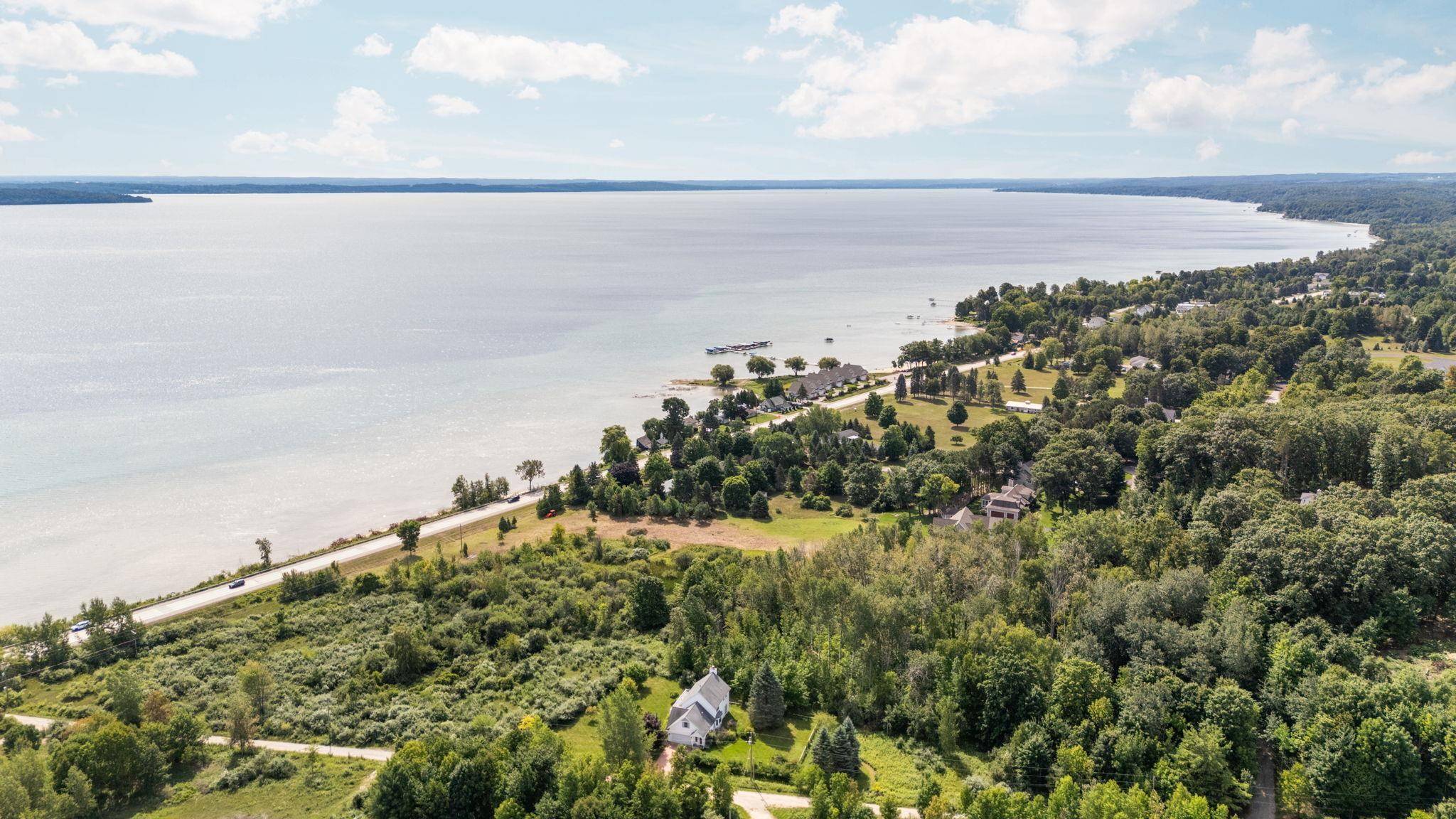 5368 S West Bay SHR, Bingham Twp, MI 49682