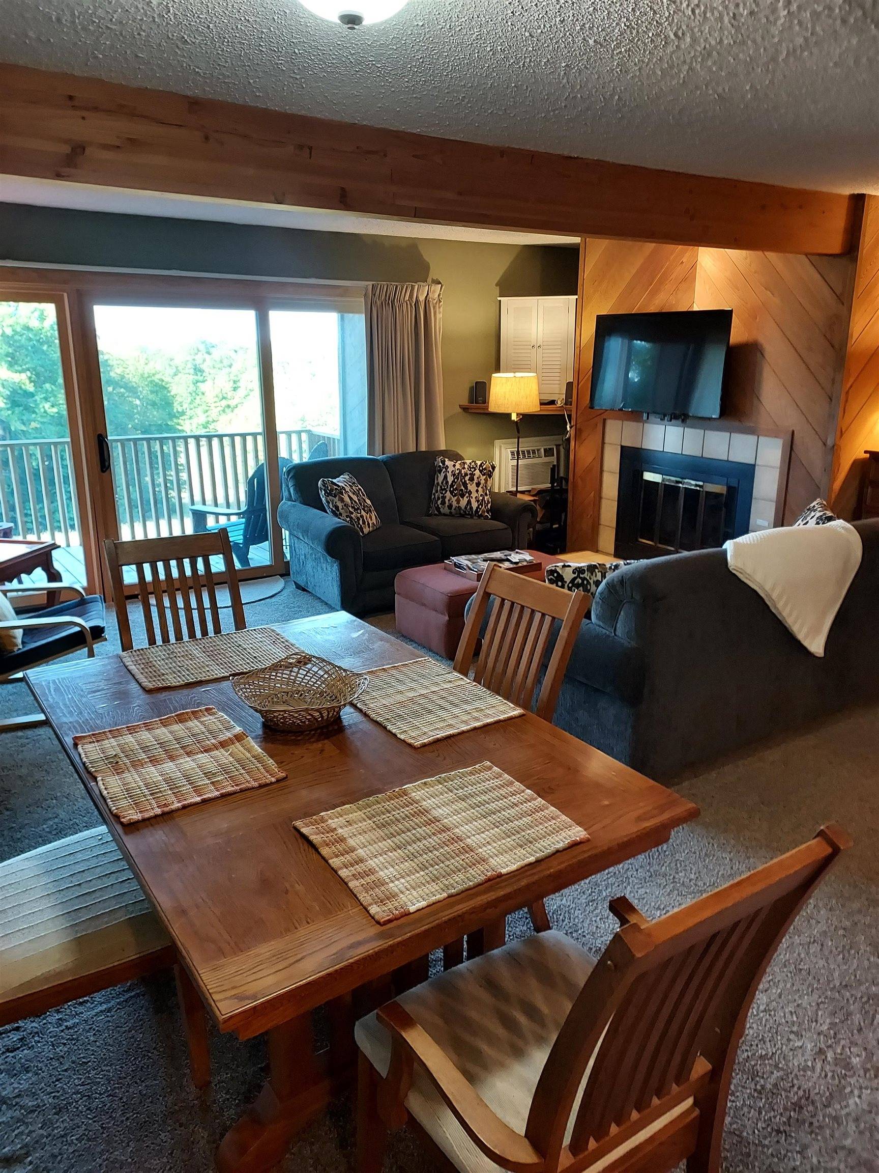 4643 N Crossover DR, Kearney Twp, MI 49615