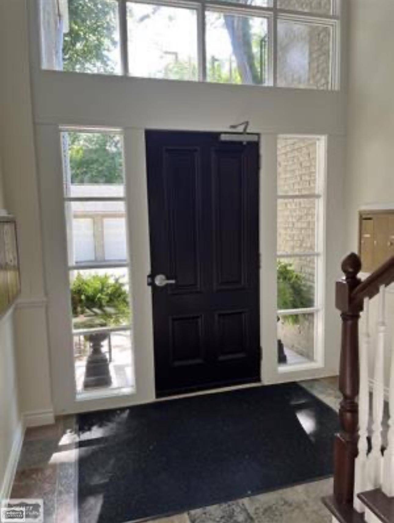 1115 N Old Woodward AVE, Birmingham, MI 48009