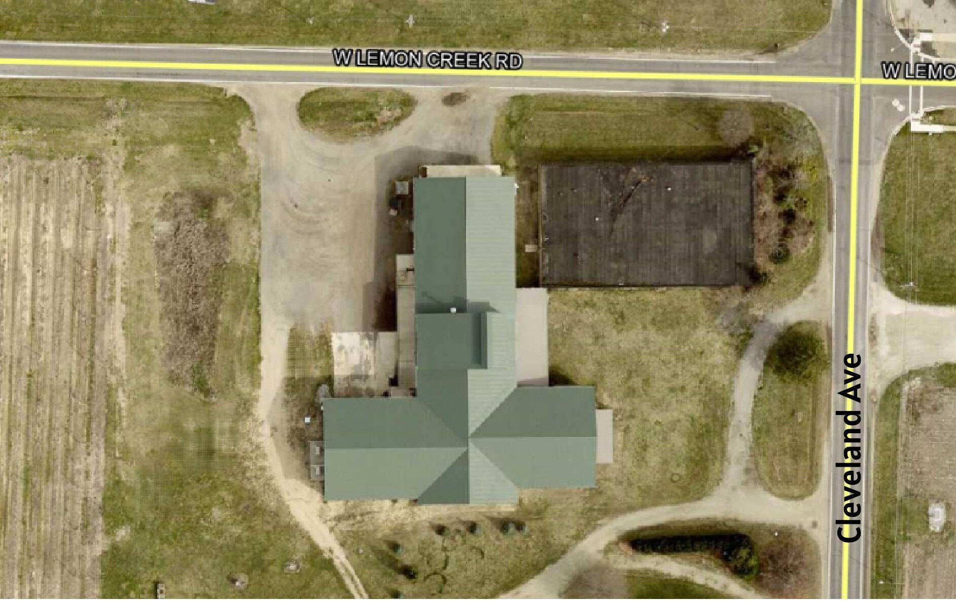 8924 Cleveland AVE, Baroda Twp, MI 49101