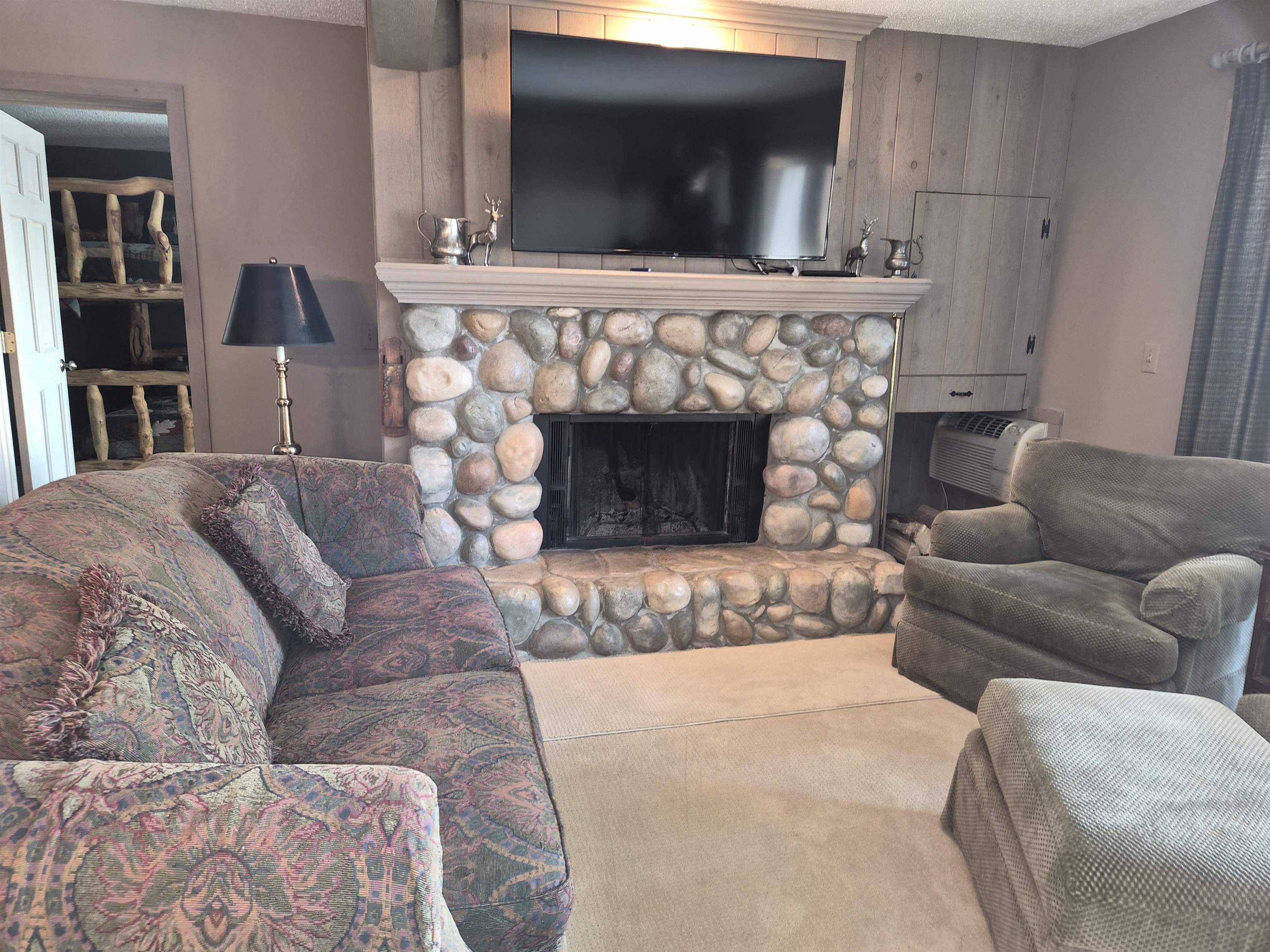 4633 N Crossover DR, Kearney Twp, MI 49615