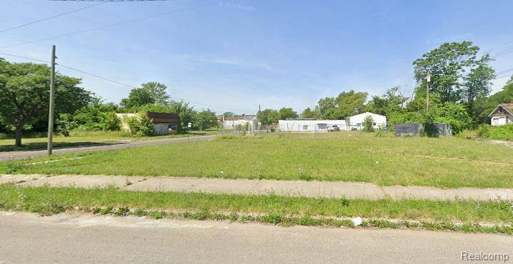 1900 Puritan ST, Detroit, MI 48203