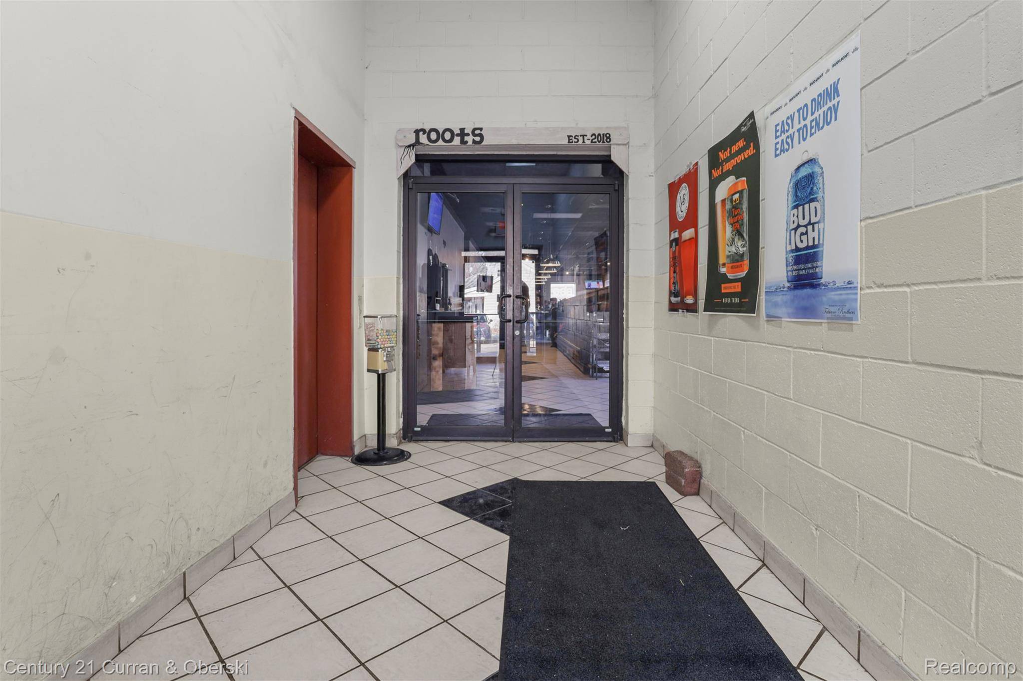 107 S Main ST, Almont Village, MI 48003