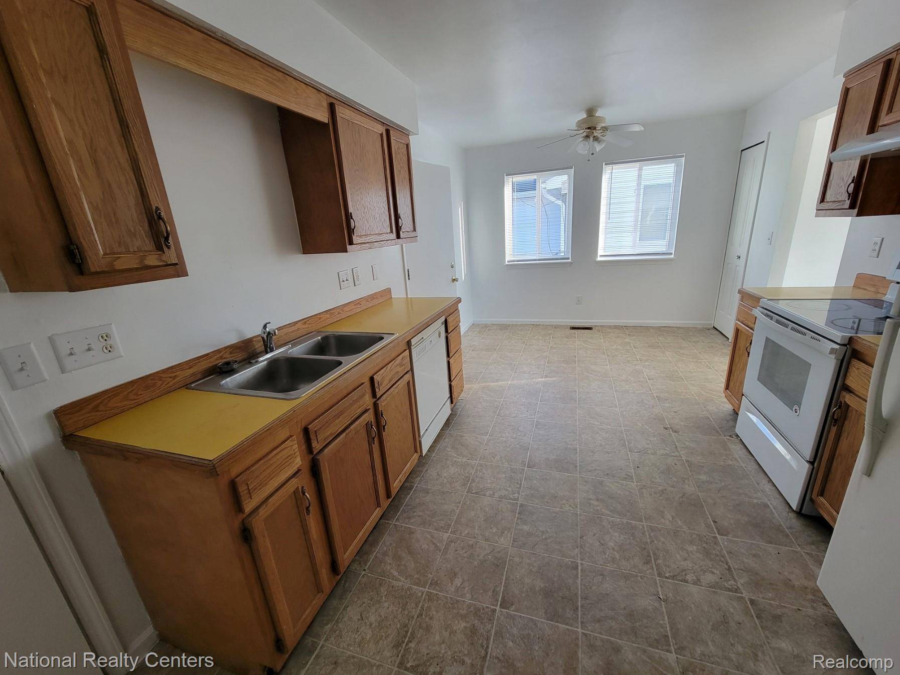 2311 11th ST, Port Huron, MI 48060