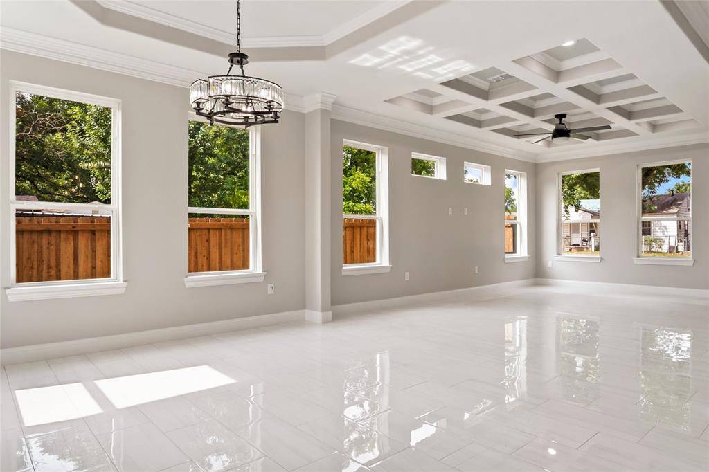 3102 Chicago Street, Dallas, TX 75212