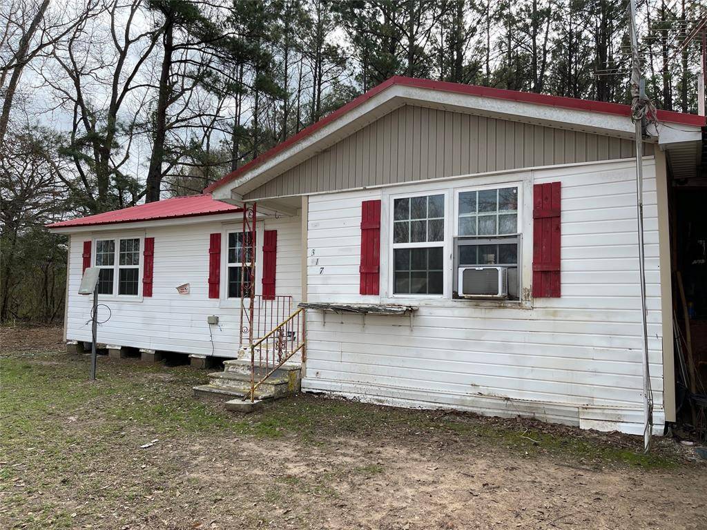 3176 Highway 155, Coushatta, LA 71019