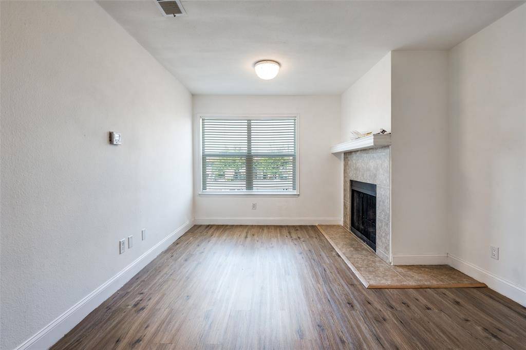 2200 E Trinity Mills Road #206, Carrollton, TX 75006