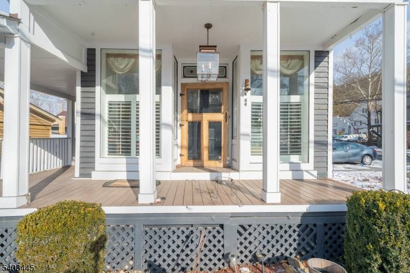 44 Main St, Califon Boro, NJ 07830