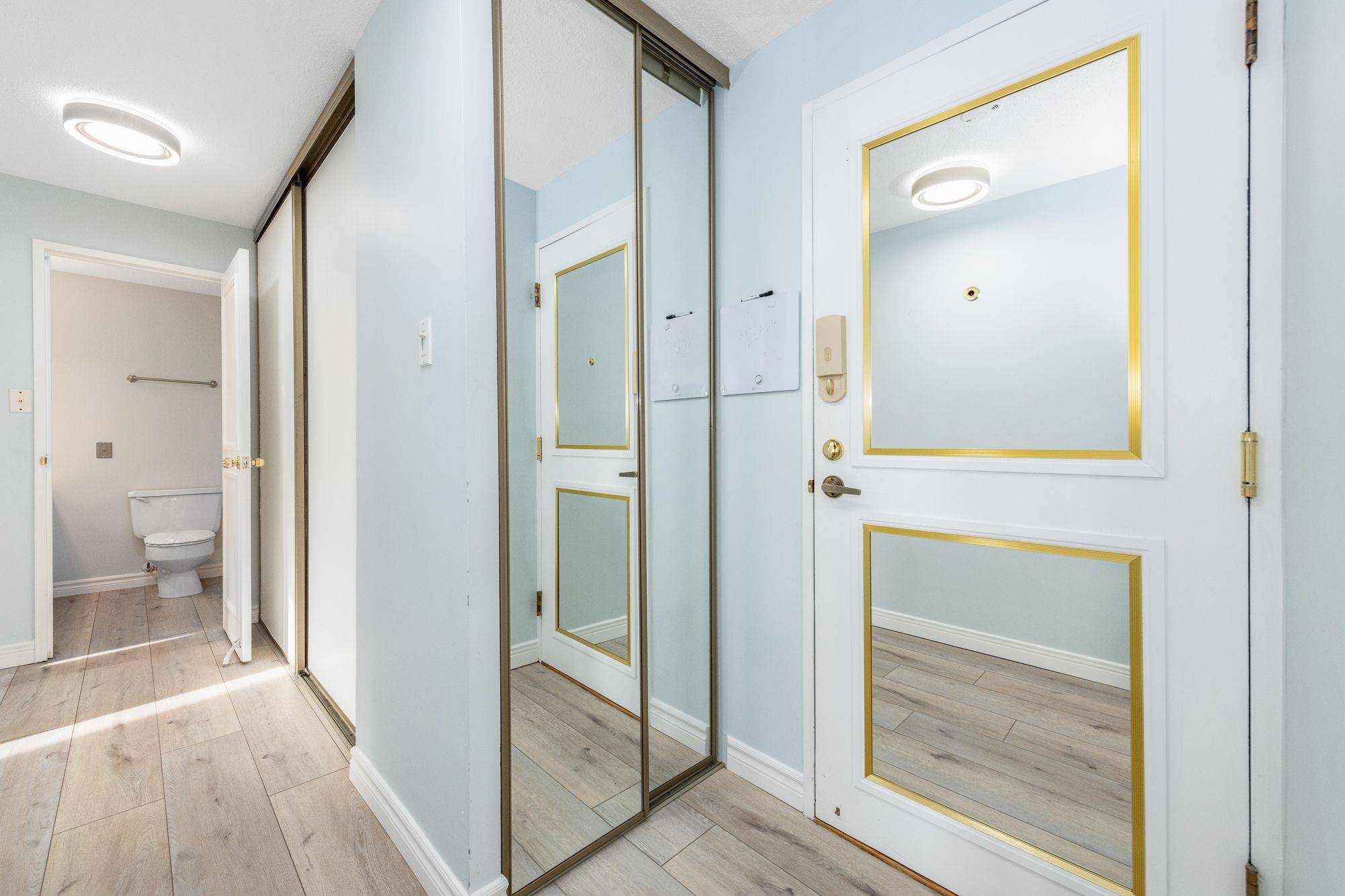 1505 Baseline RD #214, Belair Park - Copeland Park And Area, ON K2C 3L4