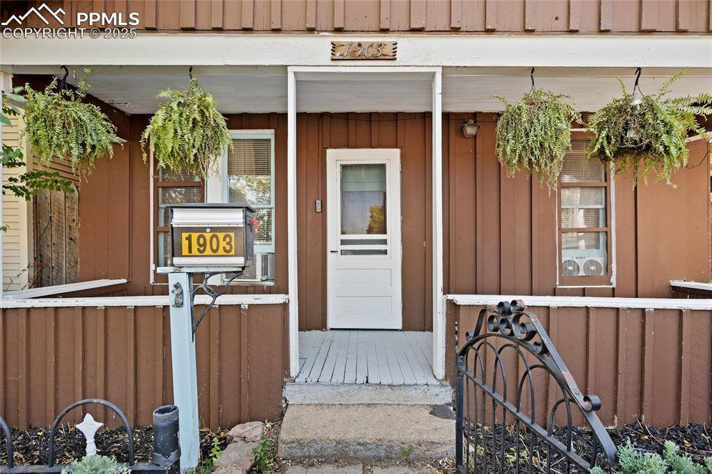 1903 W Colorado AVE, Colorado Springs, CO 80904