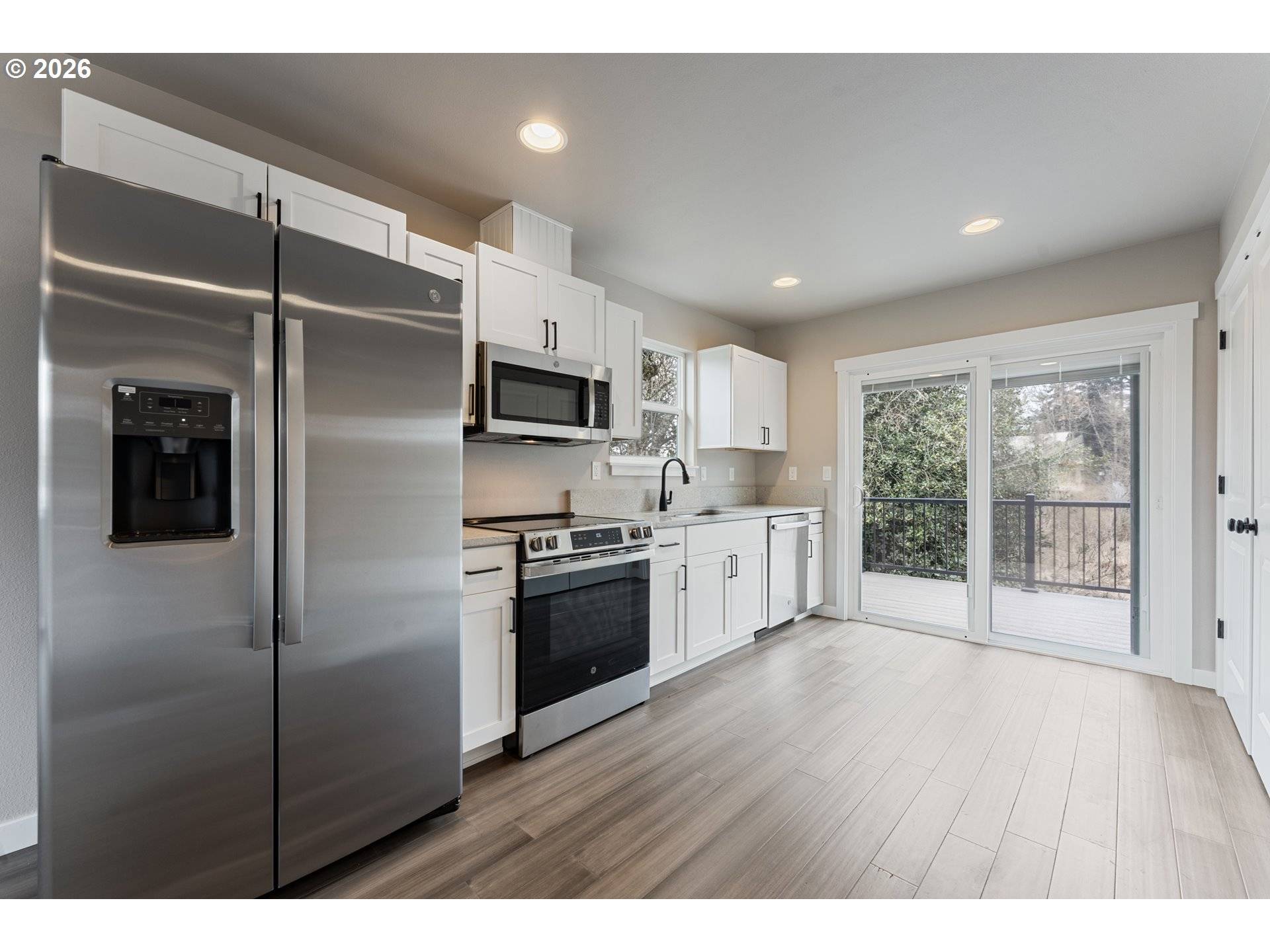 5373 FAITH AVE, Salem, OR 97305