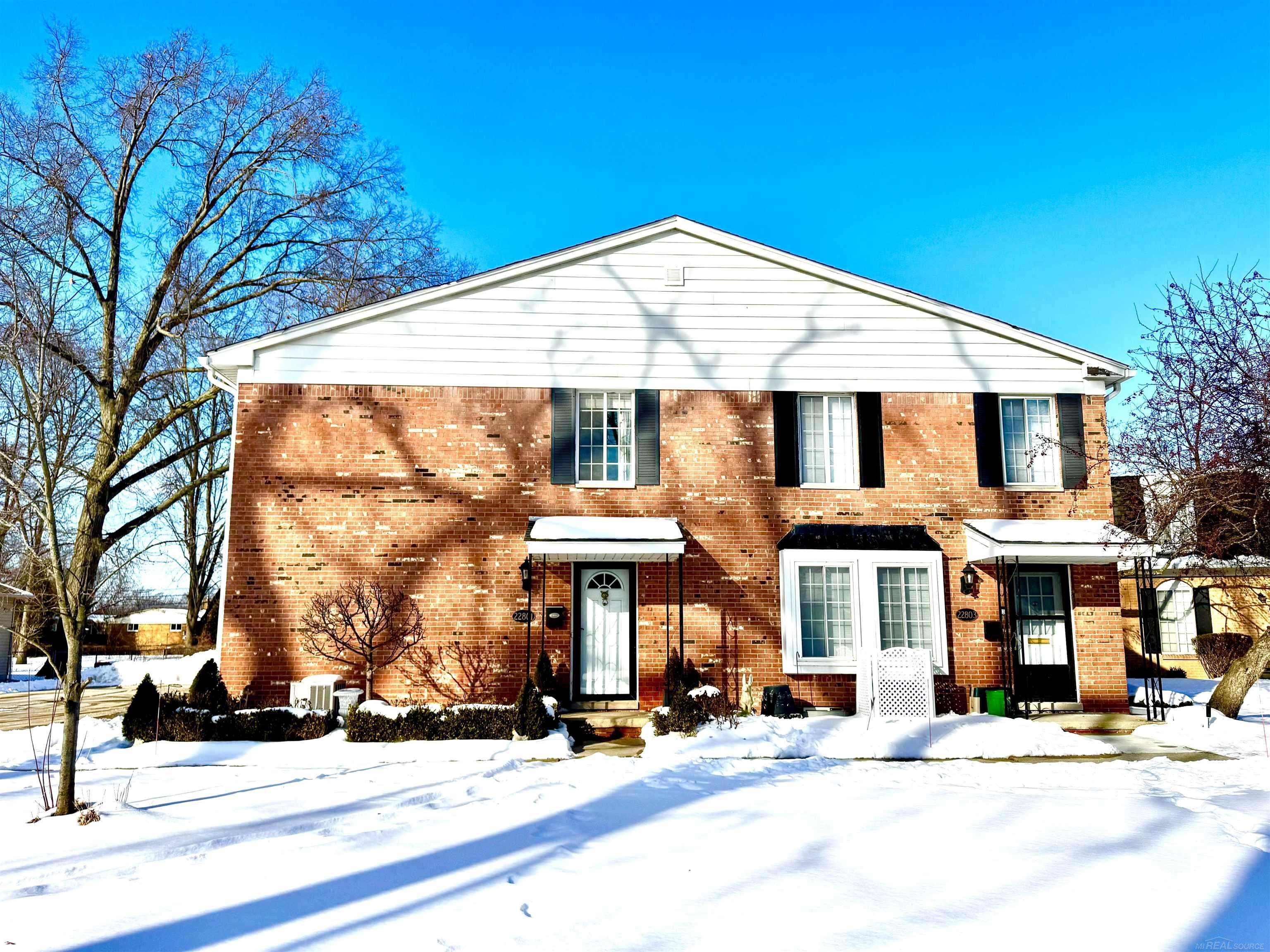 22801 Overlake ST, St Clair Shores, MI 48080