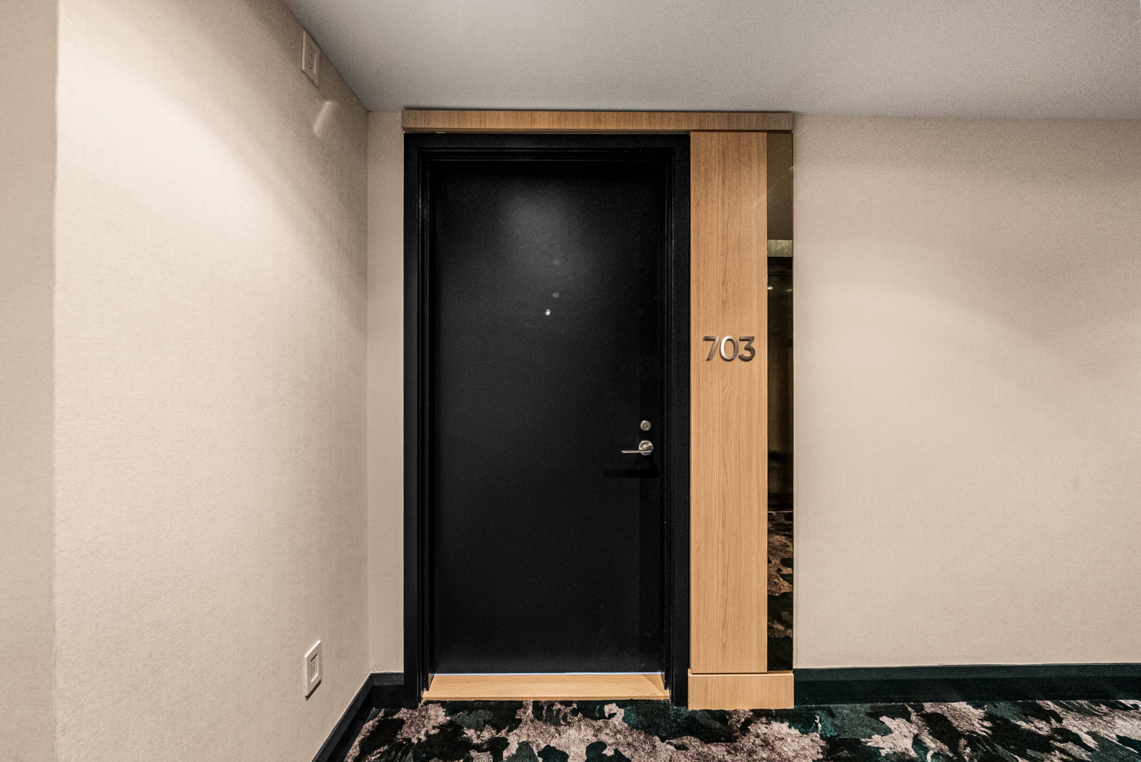 1414 Bayview AVE #PH 03, Toronto C10, ON M4G 3A7