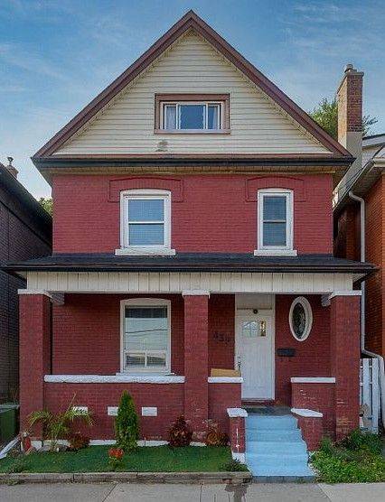 439 Wentworth ST N, Hamilton, ON L8L 5W6