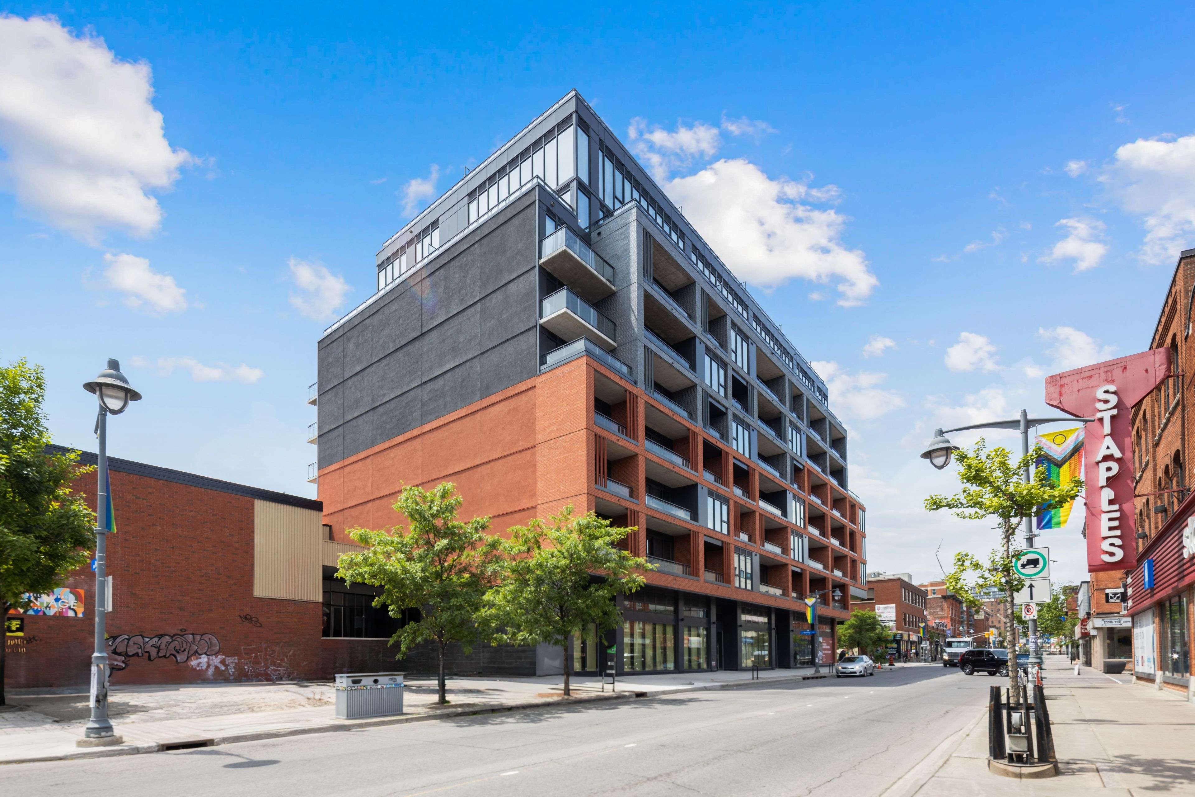 390 Bank ST, Ottawa Centre, ON K2P 1Y5