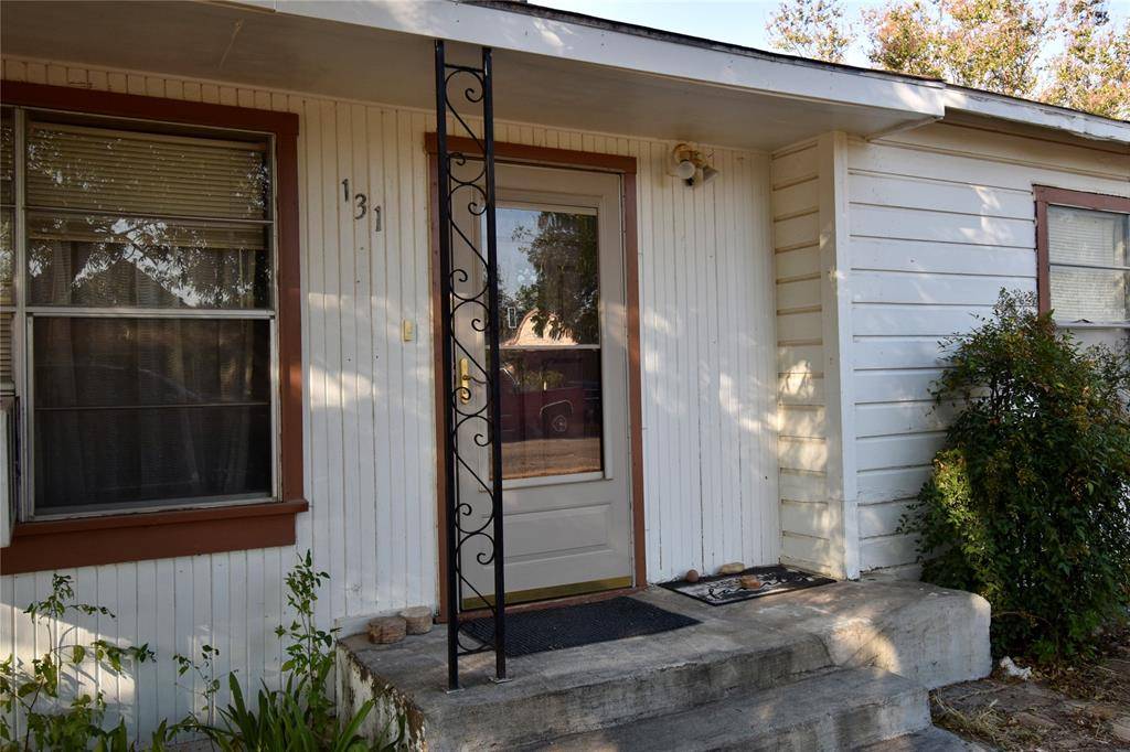 131 Nueva Drive, Brady, TX 76825